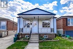 UPPER - 1064 WESTMOUNT AVENUE  Mississauga, ON L5E 1X4