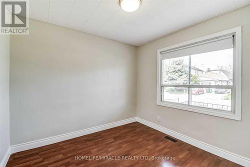 Upper - 1064 Westmount Avenue, Mississauga, ON - Indoor Photo Showing Other Room