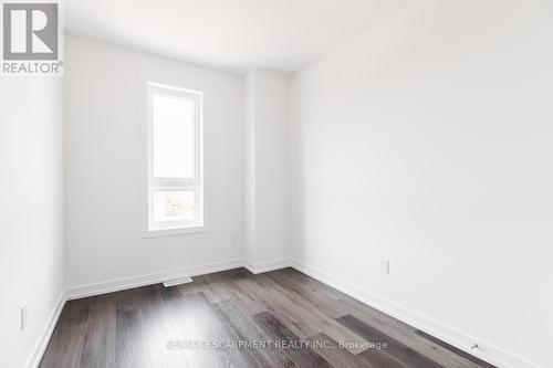 15 - 70 Kenesky Drive, Hamilton, ON - Indoor Photo Showing Other Room