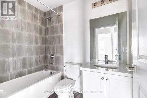 15 - 70 Kenesky Drive, Hamilton, ON - Indoor Photo Showing Bathroom