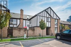 15 - 2 DAILING GATE  Toronto, ON M1B 1Z8