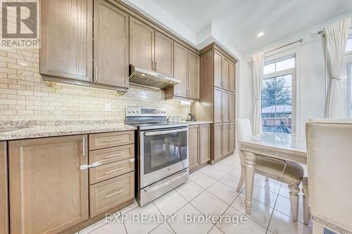 166 Inverness Way, Bradford West Gwillimbury, ON - Indoor Photo Showing Kitchen
