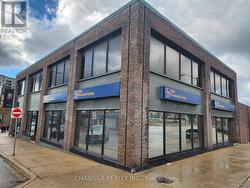 22 CLAPPERTON STREET  Barrie, ON L4M 1G4