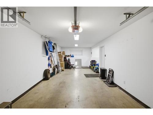 1741 Tranquille Road Unit# 12, Kamloops, BC - Indoor Photo Showing Garage