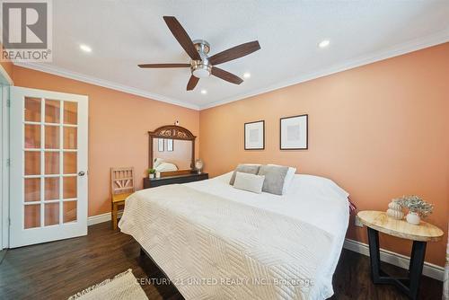 939 Dainard Drive, Peterborough (Monaghan Ward 2), ON - Indoor Photo Showing Bedroom