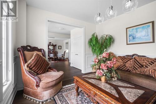 94 Ruby Ridge, Oro-Medonte, ON - Indoor Photo Showing Living Room