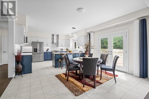 94 Ruby Ridge, Oro-Medonte, ON - Indoor Photo Showing Dining Room
