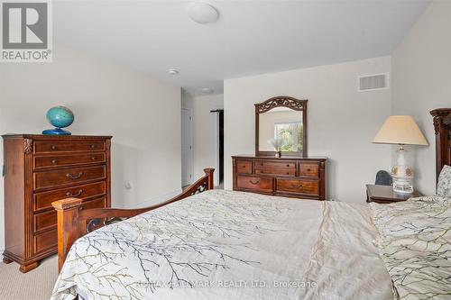 94 Ruby Ridge, Oro-Medonte, ON - Indoor Photo Showing Bedroom