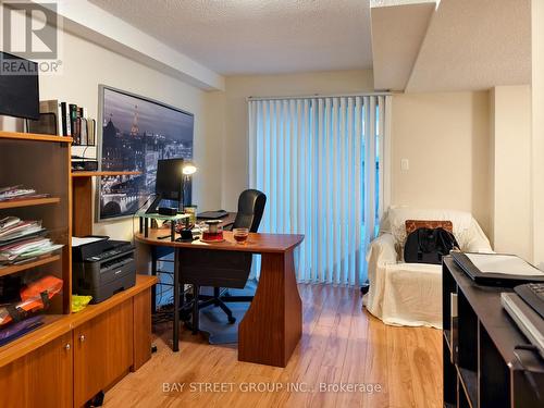 39 - 4600 Kimbermount Avenue, Mississauga, ON - Indoor Photo Showing Office