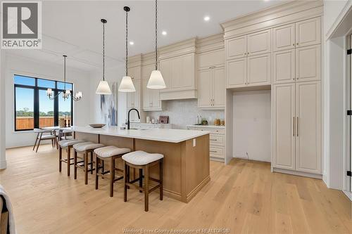 633 Summit Street, Lakeshore, ON - Indoor Photo Showing Other Room