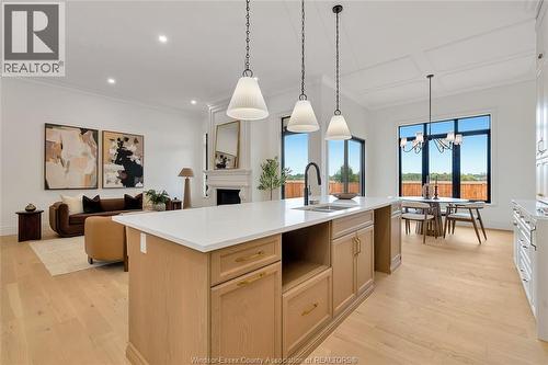 633 Summit Street, Lakeshore, ON - Indoor