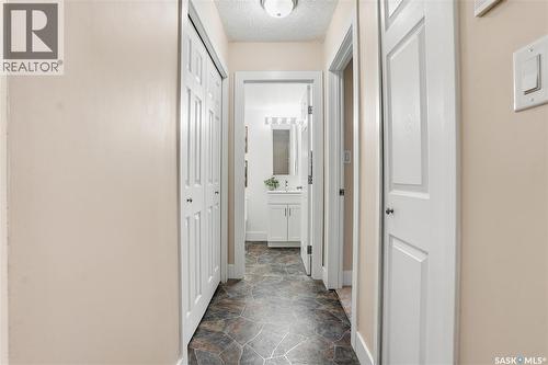 15 274 Pinehouse Drive, Saskatoon, SK - Indoor Photo Showing Other Room