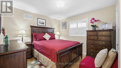 59 Linderwood Drive, Brampton, ON - Indoor Photo Showing Bedroom