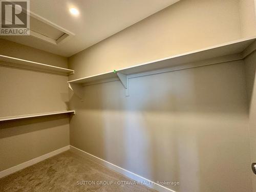 1047 Acoustic Way, Ottawa, ON - Indoor With Storage