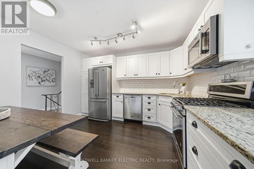 1673 Redwood Drive, Peterborough (Monaghan Ward 2), ON - Indoor Photo Showing Kitchen