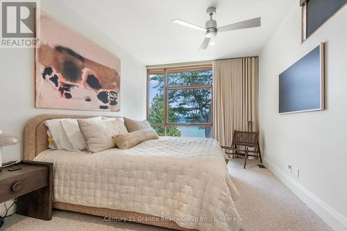 1085 Grace Road, Minden Hills (Minden), ON - Indoor Photo Showing Bedroom