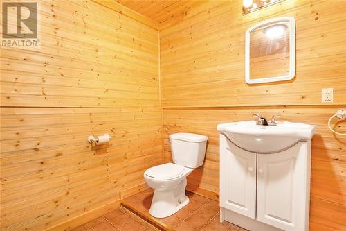 582-594 Indian Meal Line, Torbay, NL - Indoor Photo Showing Bathroom