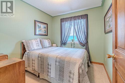 1 Bridle Road, Kawartha Lakes (Ops), ON - Indoor Photo Showing Bedroom