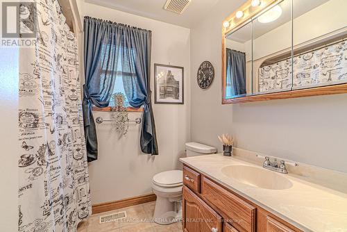 1 Bridle Road, Kawartha Lakes (Ops), ON - Indoor Photo Showing Bathroom