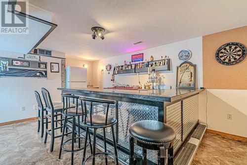 1 Bridle Road, Kawartha Lakes (Ops), ON - Indoor Photo Showing Dining Room