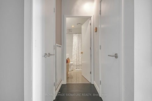 804-90 Broadview Avenue, Toronto, ON - Indoor Photo Showing Other Room