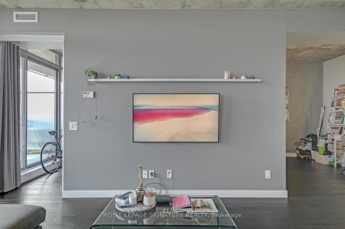 804-90 Broadview Avenue, Toronto, ON - Indoor