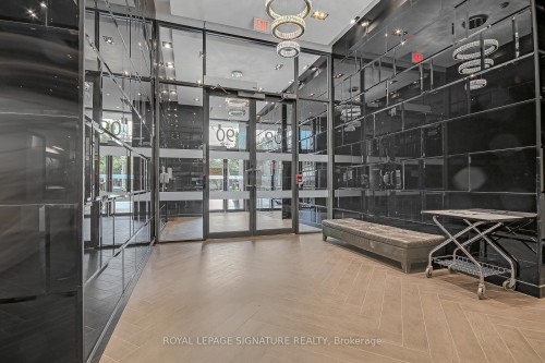 804-90 Broadview Avenue, Toronto, ON - Indoor Photo Showing Other Room