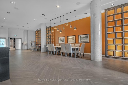 804-90 Broadview Avenue, Toronto, ON - Indoor Photo Showing Other Room