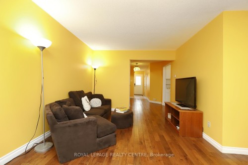 61-1214 Kirstie Court, Oakville, ON - Indoor