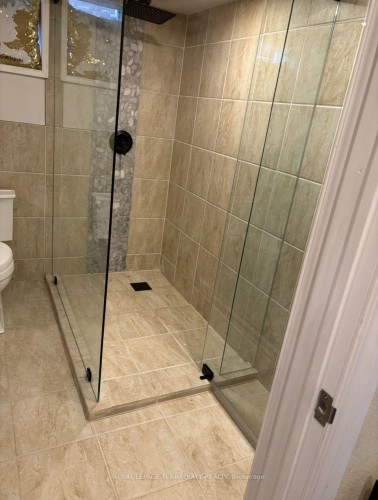 35 Marta Crescent, Barrie, ON - Indoor Photo Showing Bathroom