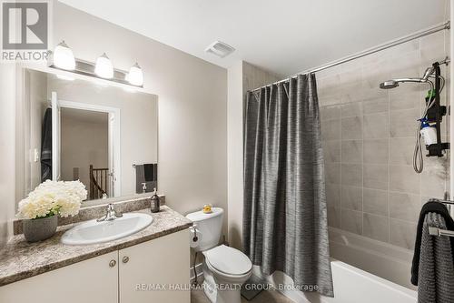 311 Travis Street, Ottawa, ON - Indoor Photo Showing Bathroom