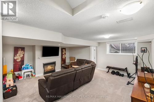 311 Travis Street, Ottawa, ON - Indoor