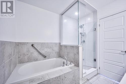3073 George Savage Avenue, Oakville, ON - Indoor Photo Showing Bathroom