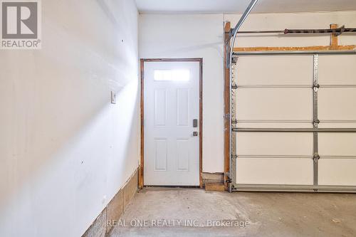 3073 George Savage Avenue, Oakville, ON - Indoor Photo Showing Garage