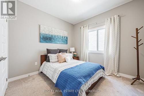 14 Cinnamon Street, Thorold (Rolling Meadows), ON - Indoor Photo Showing Bedroom
