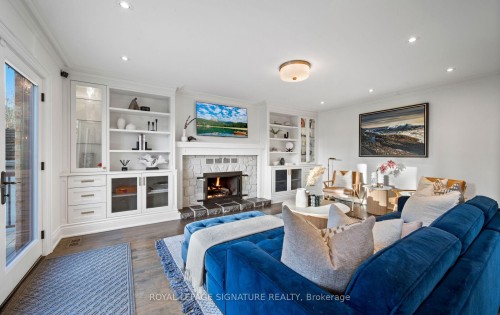 1189 Ostler Court, Mississauga, ON - Indoor Photo Showing Other Room With Fireplace