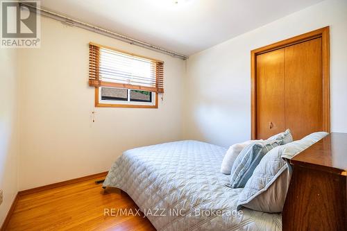 28 Pilot Street, Toronto (West Hill), ON - Indoor Photo Showing Bedroom