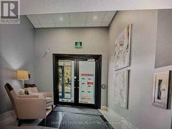 304 - 34 PLAINS ROAD E  Burlington, ON L7T 0B9