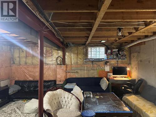 711 Ashprior Avenue, Mississauga, ON - Indoor Photo Showing Other Room