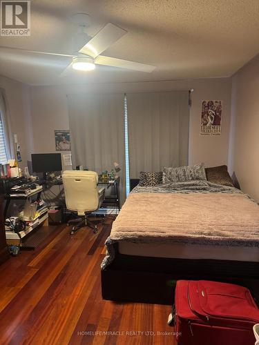 711 Ashprior Avenue, Mississauga, ON - Indoor Photo Showing Bedroom