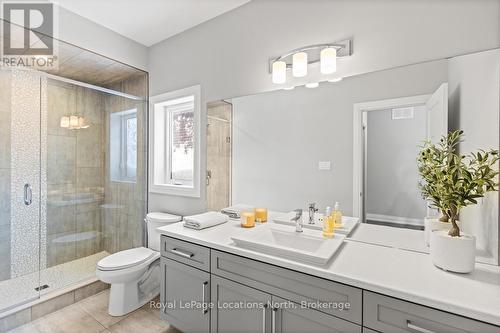 160 Eccles Avenue, West Grey, ON - Indoor Photo Showing Bathroom