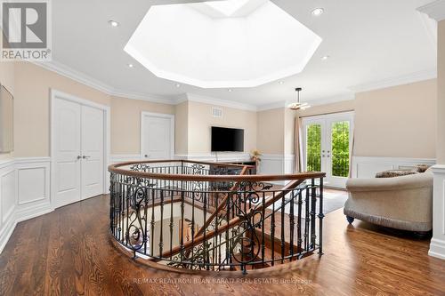 221 Elmwood Avenue, Toronto, ON - Indoor Photo Showing Other Room