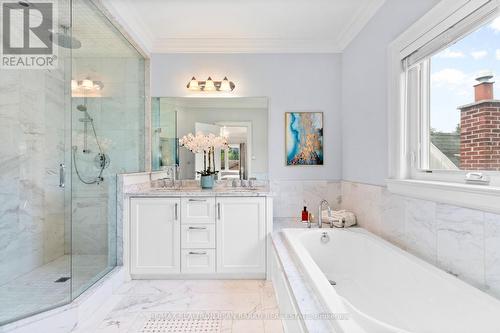 221 Elmwood Avenue, Toronto, ON - Indoor Photo Showing Bathroom