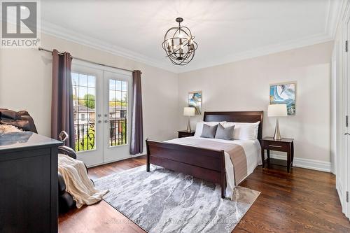 221 Elmwood Avenue, Toronto, ON - Indoor Photo Showing Bedroom