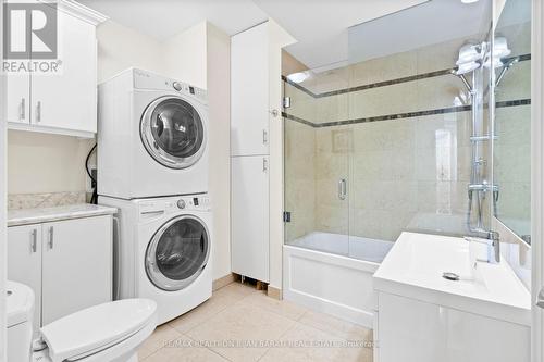 221 Elmwood Avenue, Toronto, ON - Indoor Photo Showing Laundry Room
