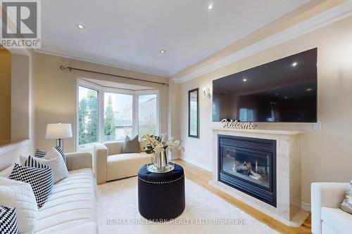20 Palomino Drive, Richmond Hill, ON - Indoor Photo Showing Living Room With Fireplace
