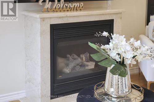 20 Palomino Drive, Richmond Hill, ON - Indoor With Fireplace