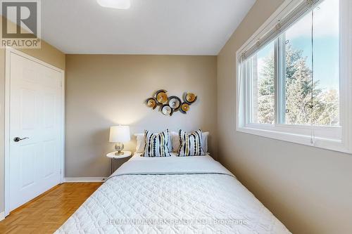 20 Palomino Drive, Richmond Hill, ON - Indoor Photo Showing Bedroom
