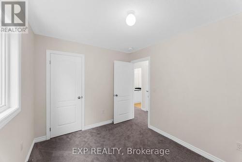 17 Jeanne Pynn Avenue, Georgina, ON - Indoor Photo Showing Other Room