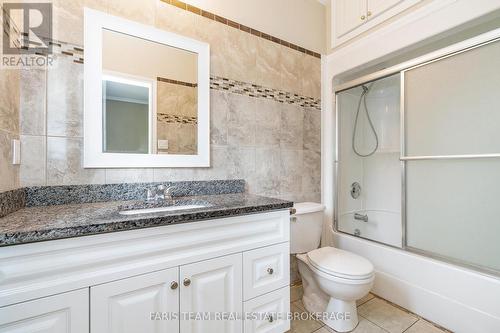 46 Kell Place, Barrie, ON - Indoor Photo Showing Bathroom